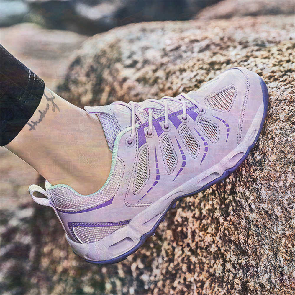 Sumer Round Tip Silver Sneaker - огляд і ціна Home Office News Uk