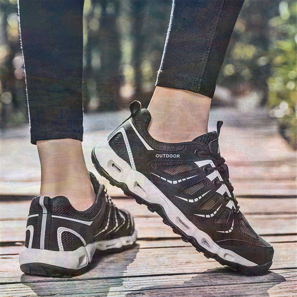 Sumer Round Tip Silver Sneaker - огляд і ціна Home Office News Uk