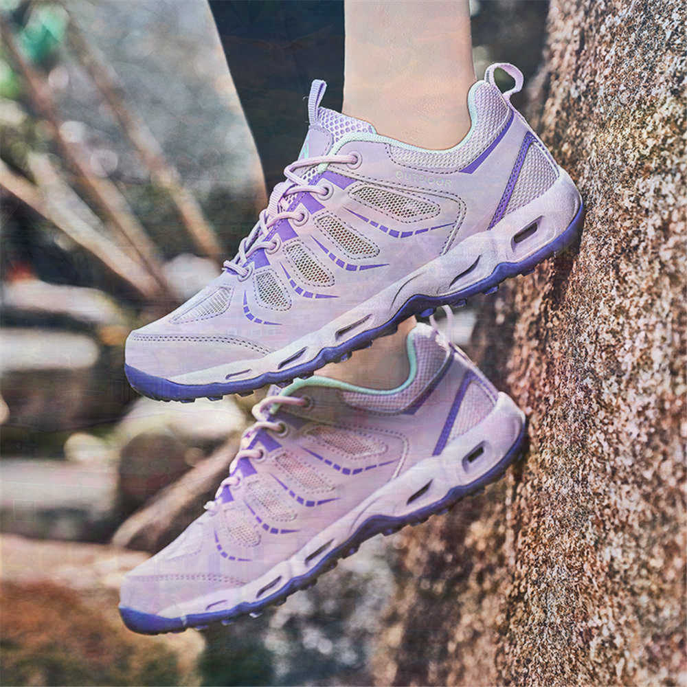 Sumer Round Tip Silver Sneaker - огляд і ціна Home Office News Uk